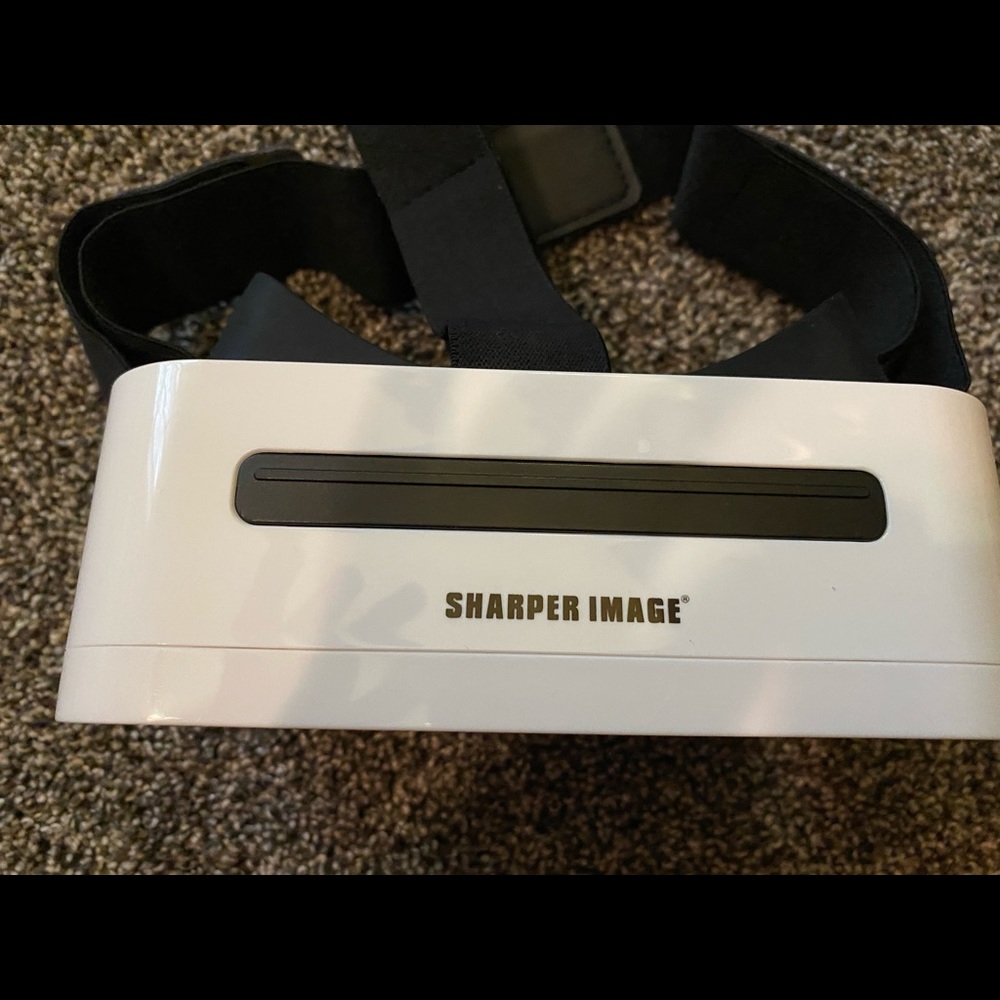 Virtual Reality headset. - Picture 2 of 4